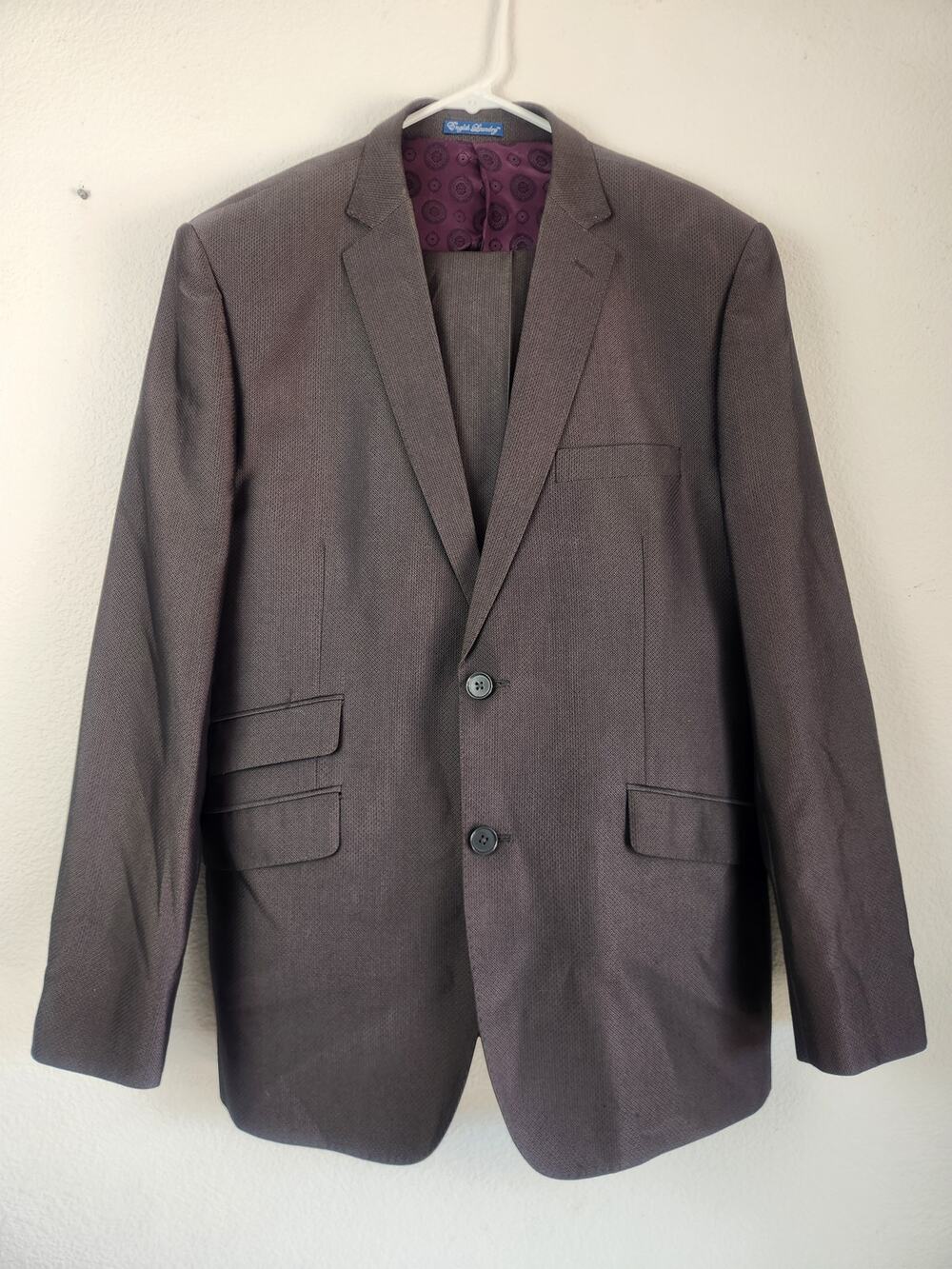 English Laundry 2 Piece Suit Jacket 44R Pants 38x32 Gray